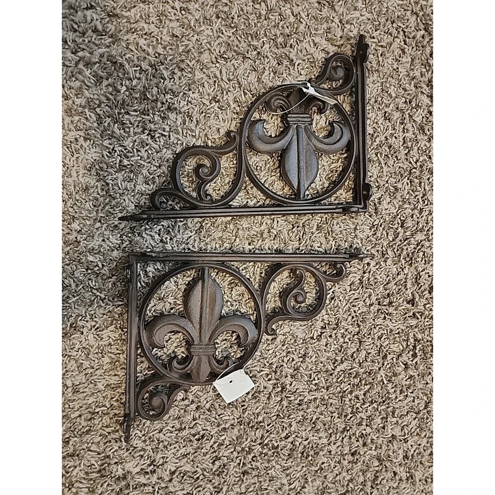 2 Fleur De Lis Cast Iron WALL BRACKETS‎ CORNER PLANT HANGERS